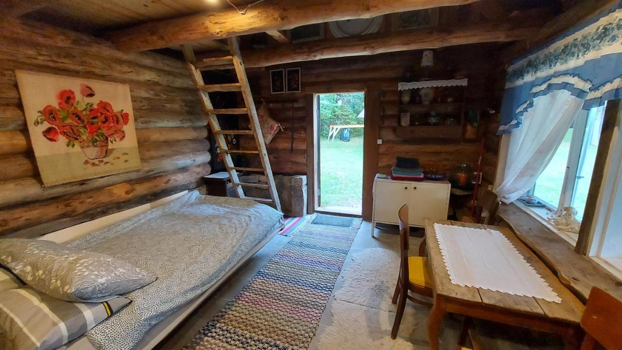 Intsu suvemaja Hotel Liiva  Eksteriør billede
